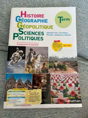 Livre manuel scolaire Histoire Géographie Géopolitique Sciences Politiques Terminale Nathan