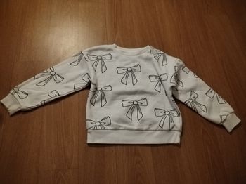 Pull nœud papillon 6/7 ans
