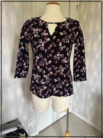 Magnifique blouse taille 38 marque phildar *