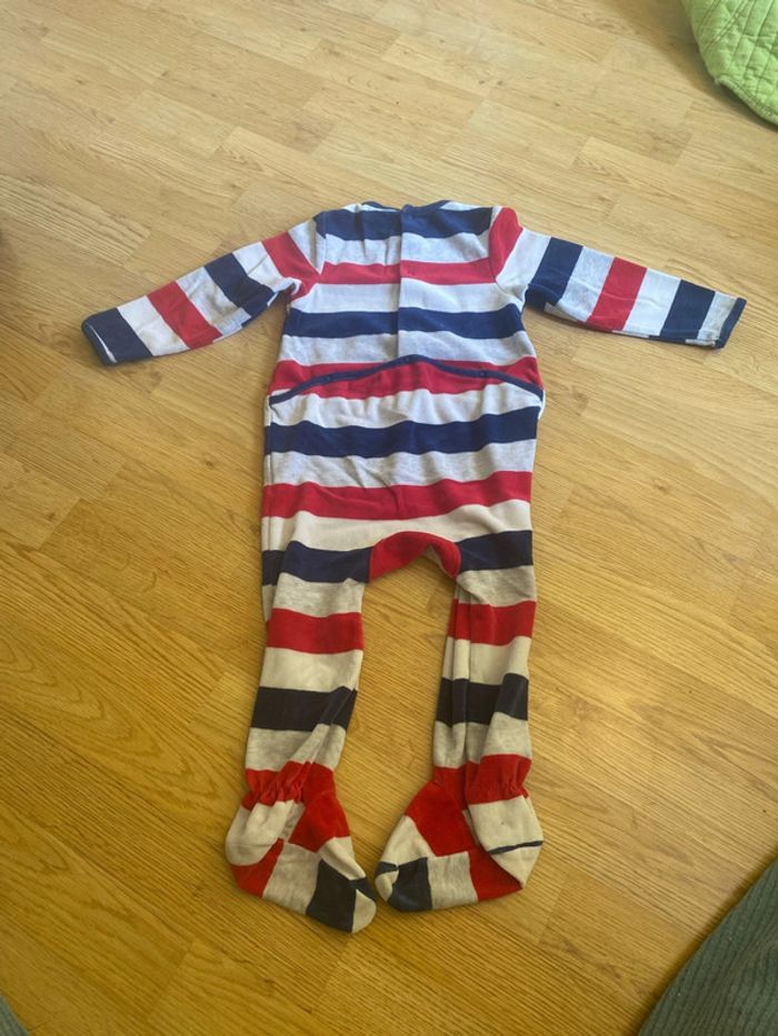 Pyjama 2 ans - photo numéro 2