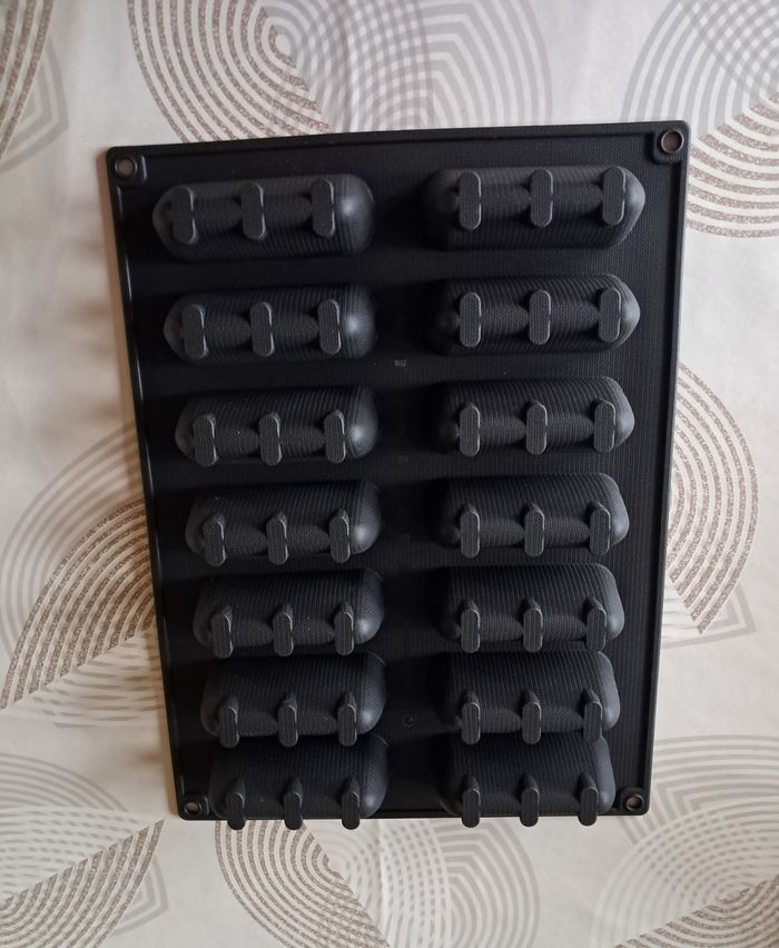 Moule de cuisson Flexipan NEUF *14 Dômes* Guy Demarle - photo numéro 2