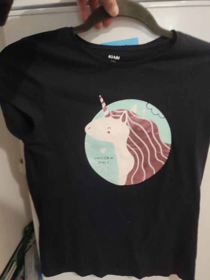 #kytie12ansfille. Têe shirt manche courte taille 12 ans