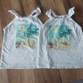 Débardeurs jumelles 