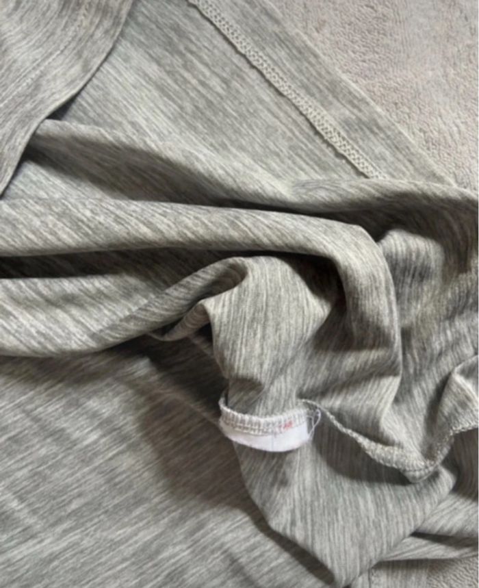 T shirt tennis Nike 14 ans - photo numéro 3