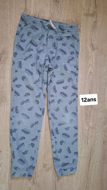 Pantalon gris 12ans TBE