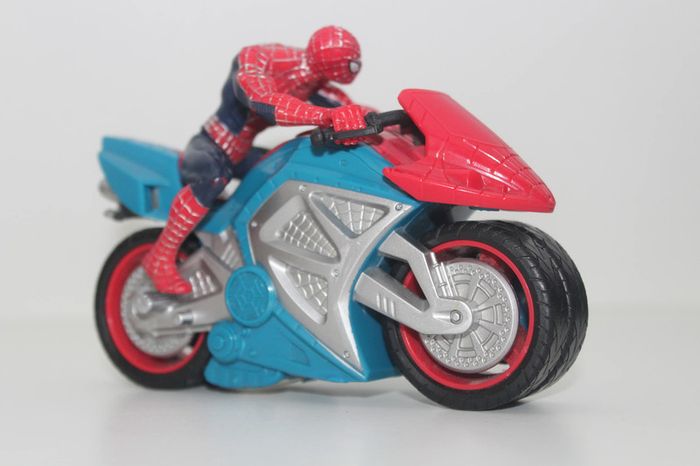 Figurine + Moto Spiderman - Marvel 2007 - photo numéro 3