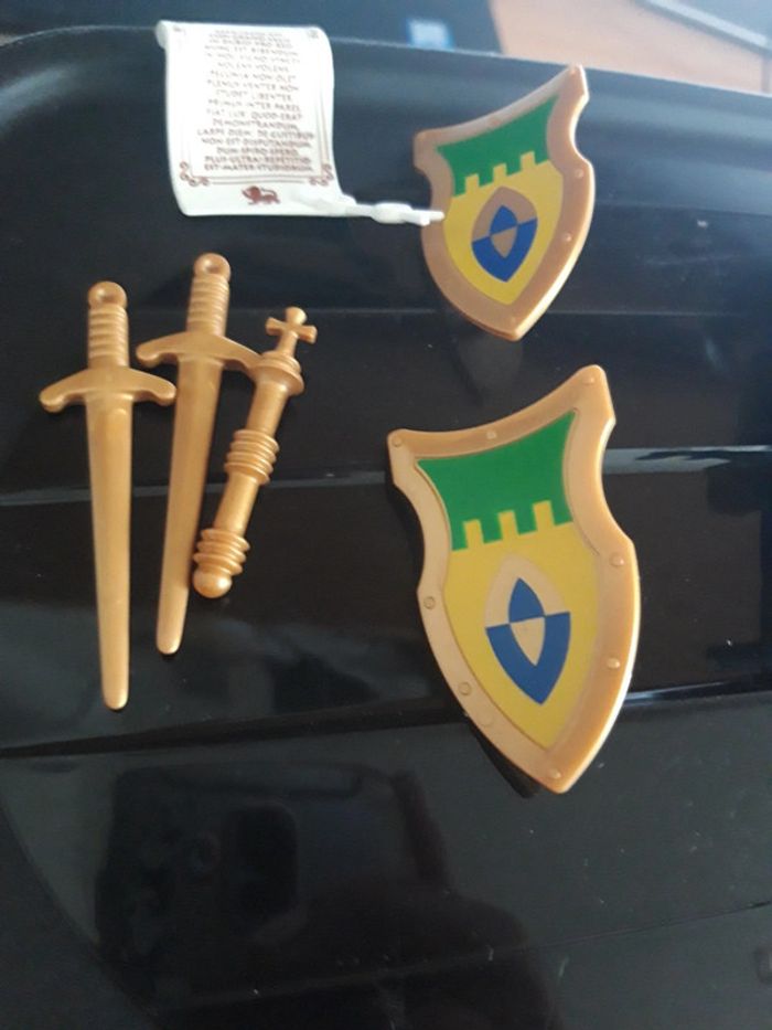 Playmobil Vintage Le roi et ses gardes relookés Chevaliers Empereur - photo numéro 2