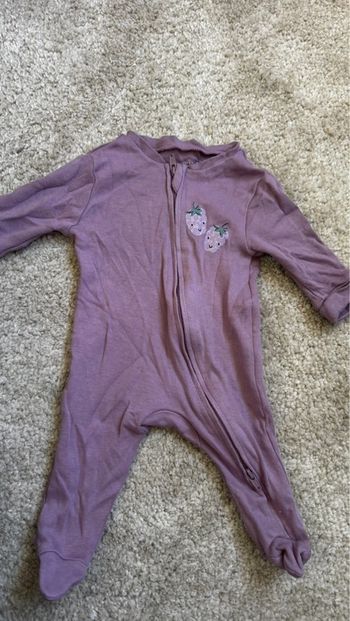 Pyjama coton violet double zip – Primark – 1 mois