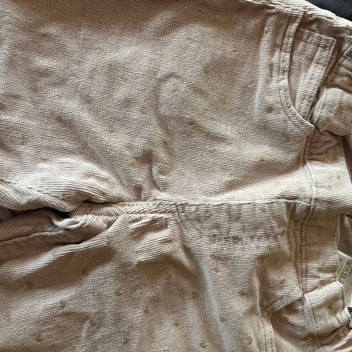 Pantalon et 2 tee shirt - photo numéro 4