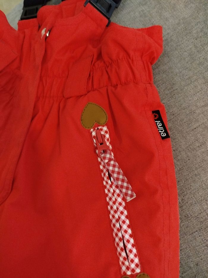 Pantalon  combinaison de ski fushia. Taille 4 ans. Etirel - photo numéro 3