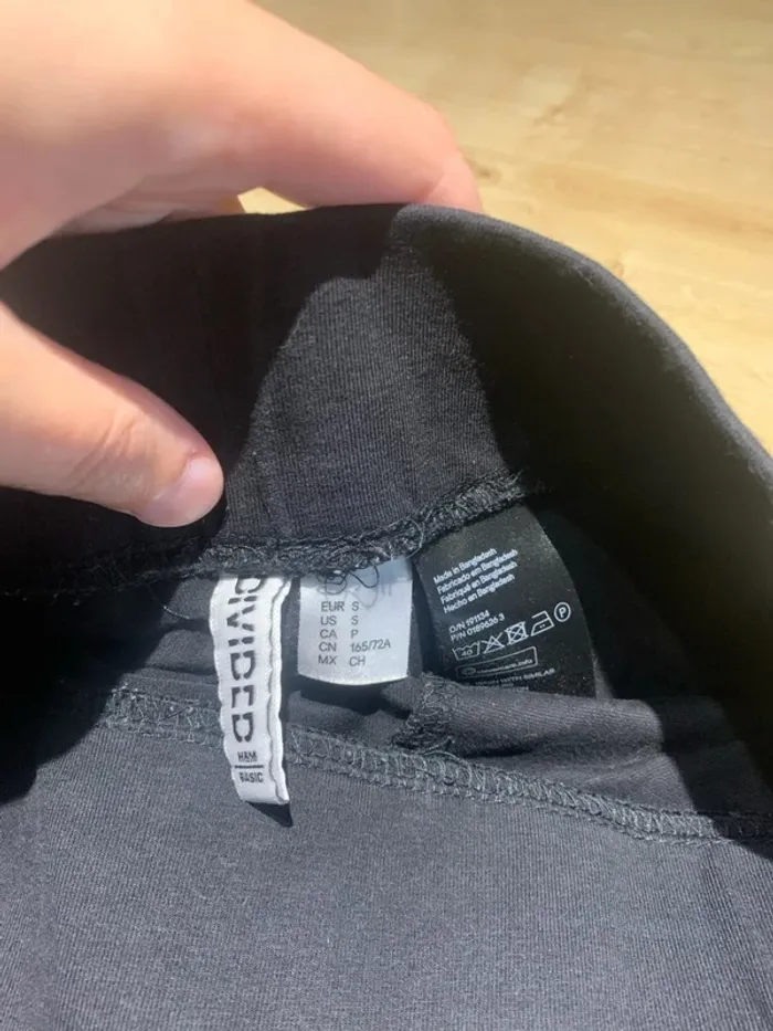 Jupe patineuse noir H&M - Taille S - photo numéro 2