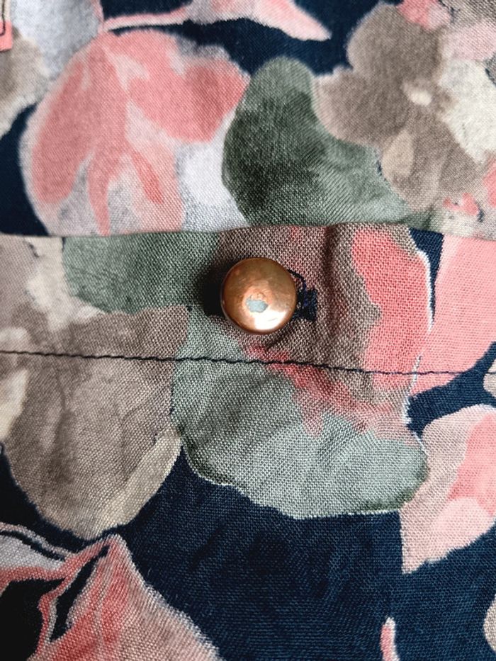 Blouse courte fleuri marine rose - photo numéro 6