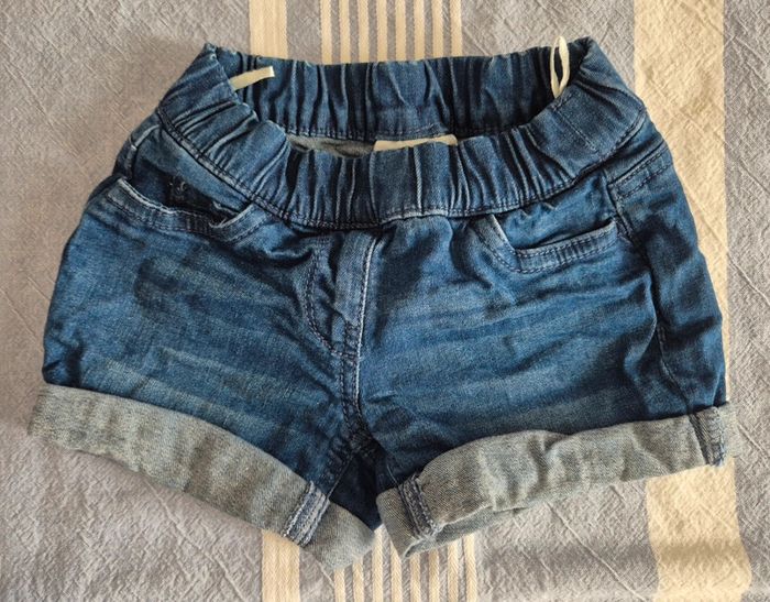 Lot de 2 shorts en jean 3 ans - photo numéro 3