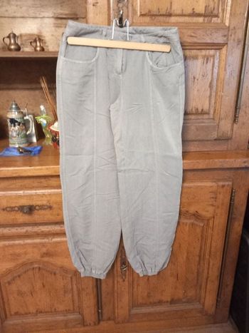 Pantalon longueur 96 cm.