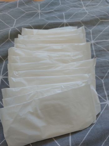 16 coussinets ďallaitement jetable 