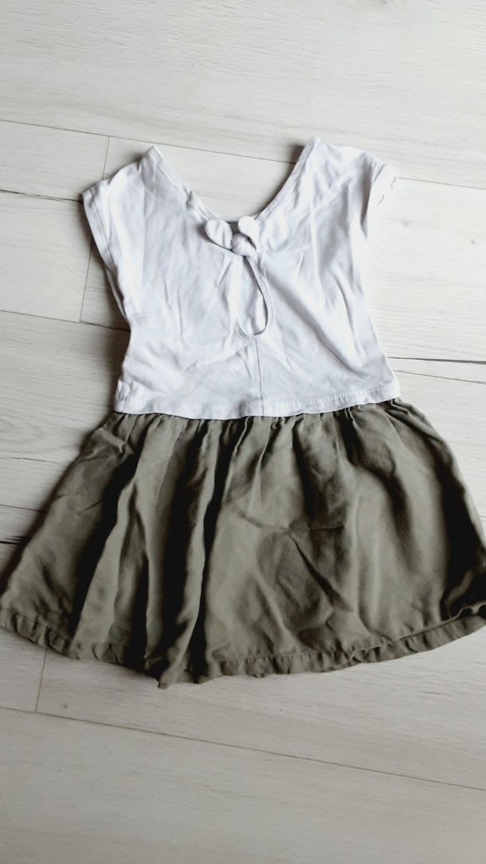 Vêtement fille robe kaki et blanche manches courtes Orchestra 4 ans - photo numéro 3