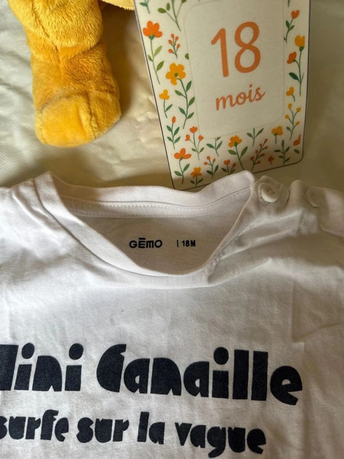 T-shirt à manches courtes. - photo numéro 3