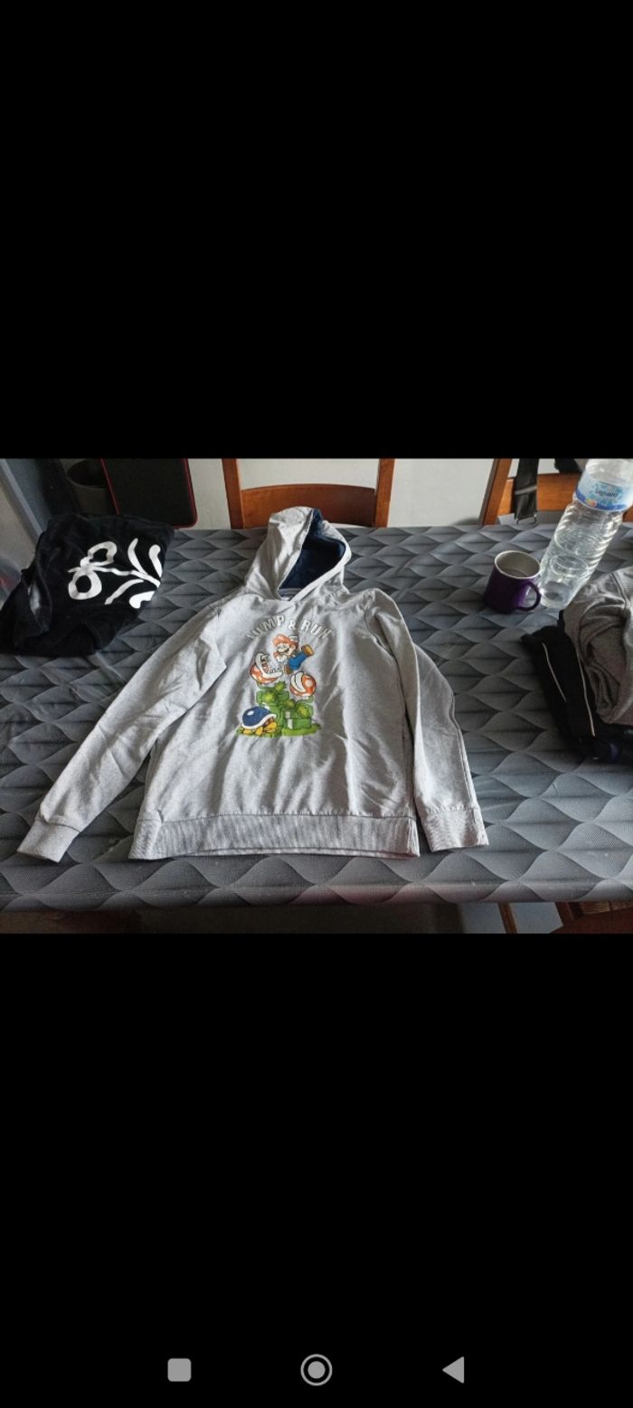 Sweat Mario kart 12 ans