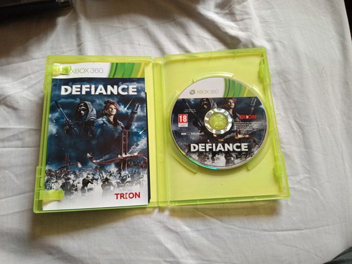 Défiance - photo numéro 3