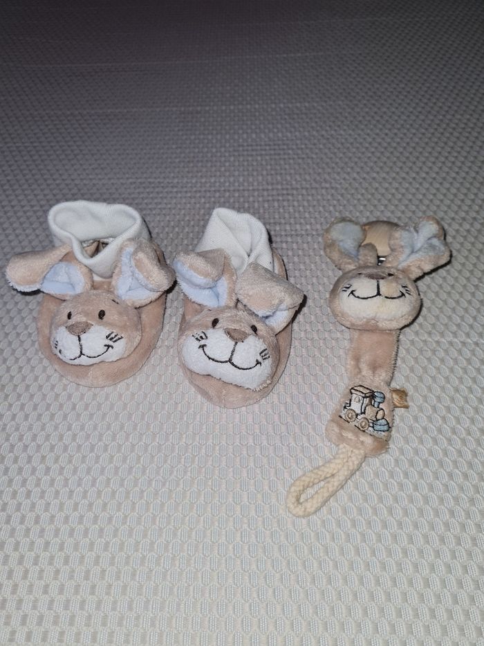 Lot chausson 3/6 mois attache sucette - photo numéro 3