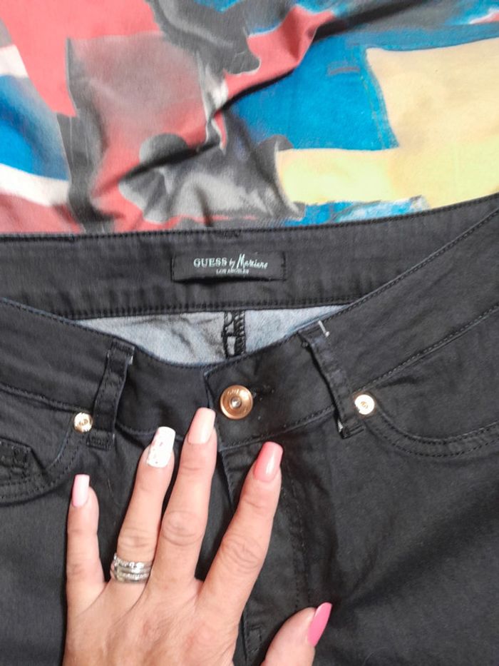 Pantalon guess - photo numéro 3