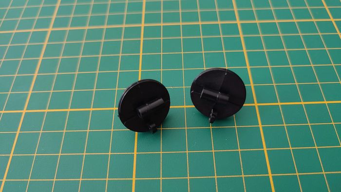 Supports roue avant pièce détachée miniature Ferrari 250 testa rossa 1957 Burago Bburago 1/18 #B59 - photo numéro 2