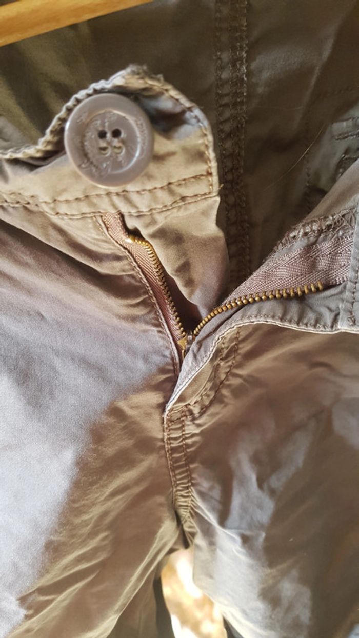 Short taupe foncé /kaki - photo numéro 3