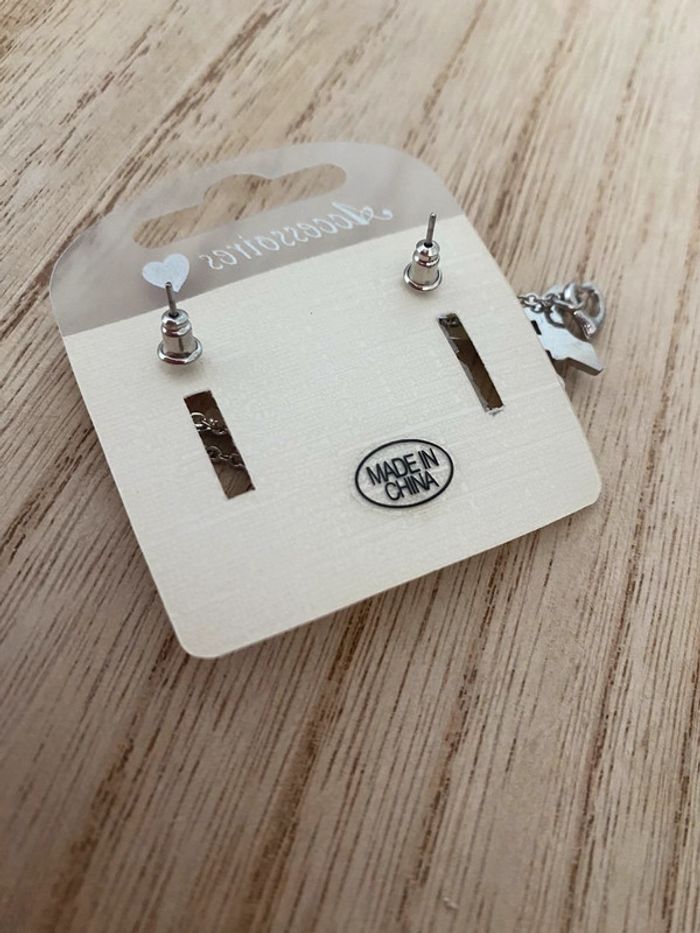 Boucles d’oreilles Tour Eiffel - photo numéro 2