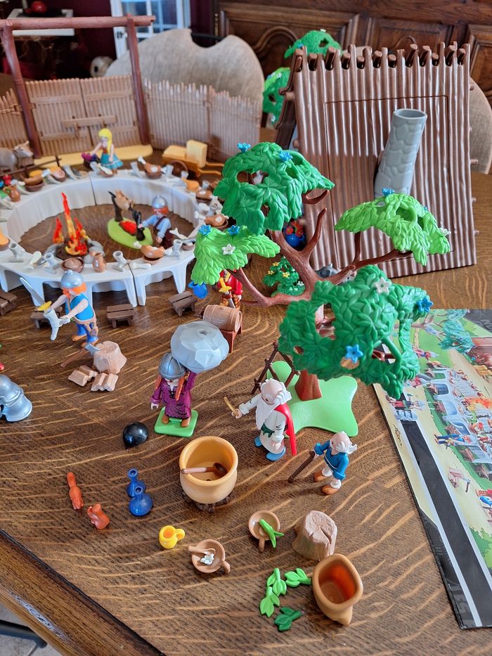 Playmobil  Asterix le banquet gaulois + Panoramix + Romains - photo numéro 9