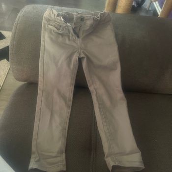 Jeans tape à l œil