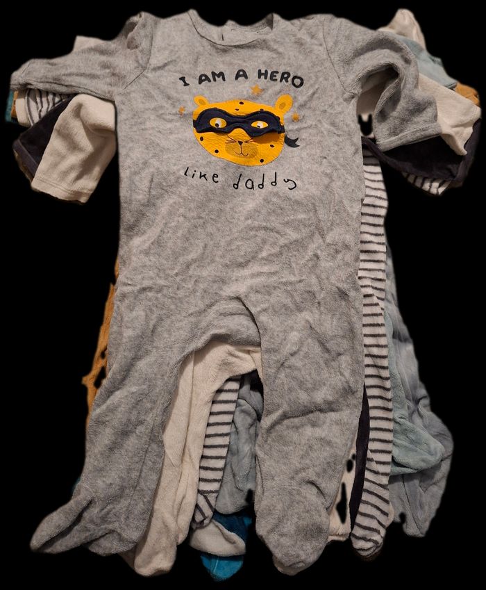 Lot de 10 pyjamas hiver 9 mois