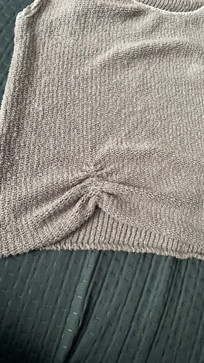 pull vieux rose sans manche - photo numéro 3