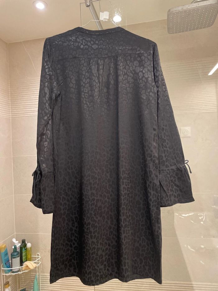 Robe noire Caroll taille 38 - photo numéro 3