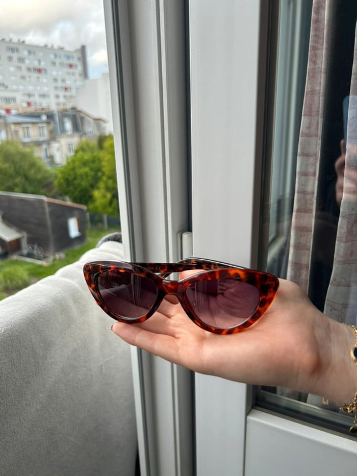 Lunette de soleil léopard 🐆 - photo numéro 3