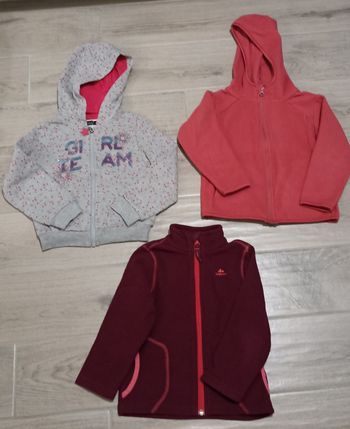 Lot pulls sweat/gilet zippés fille
