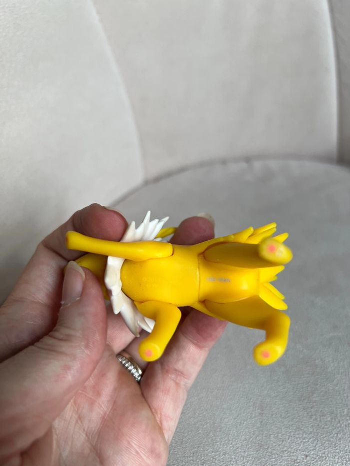 Lot de deux figurines 8 cm Voltali et Pyroli - Pokémon - photo numéro 6