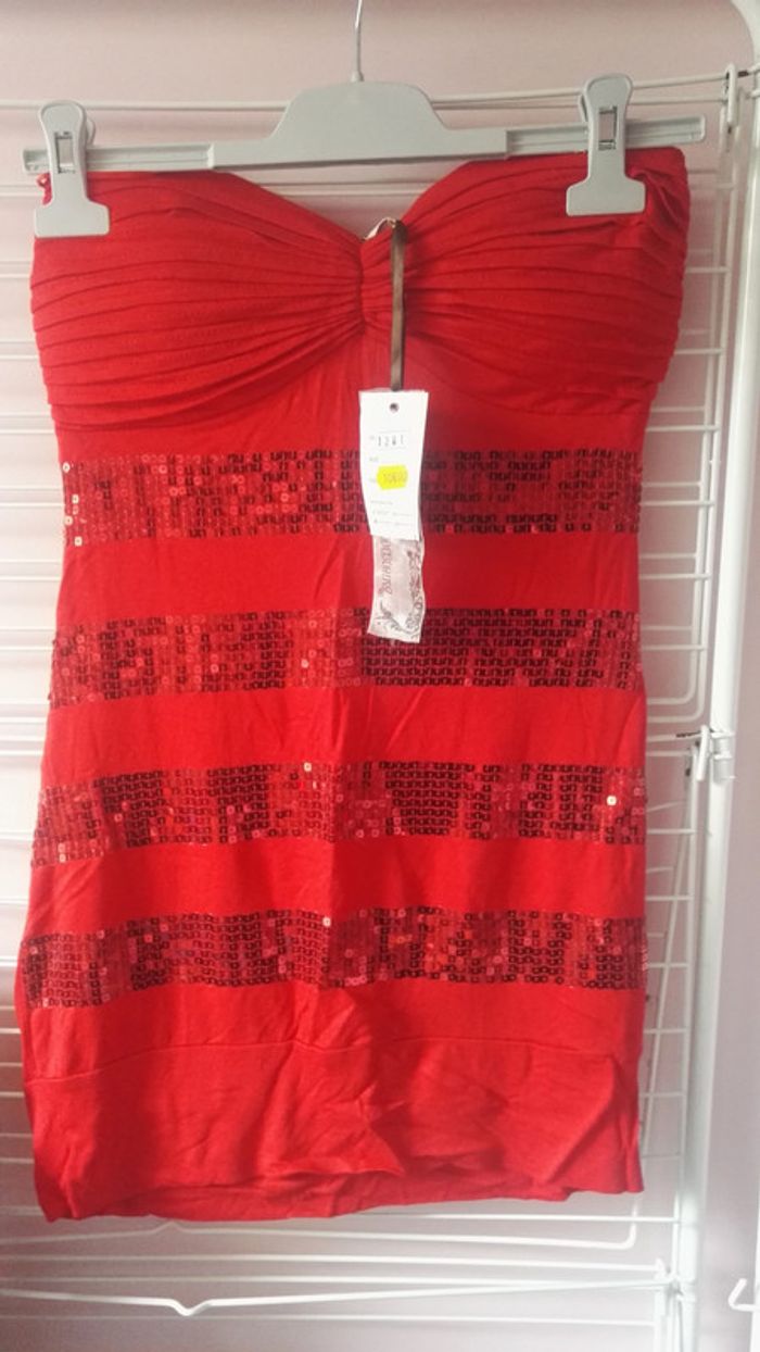 Robe bustier à sequins - photo numéro 3