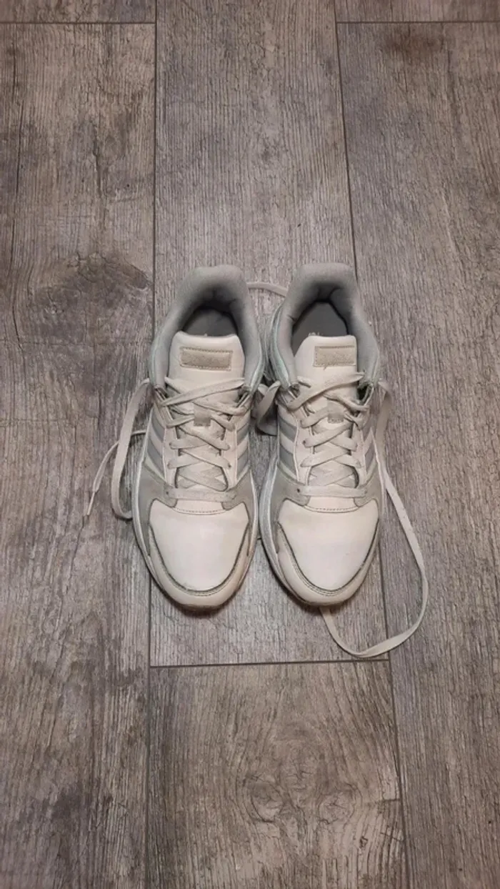 Baskets Adidas 40 - photo numéro 4