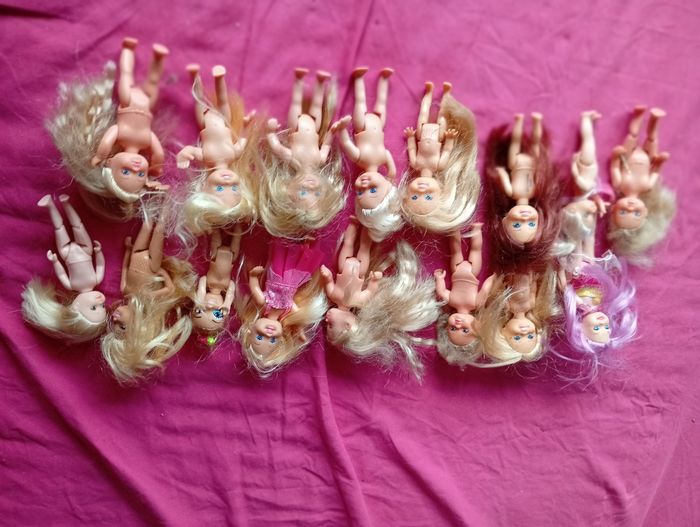 Gros lot de petite barbie