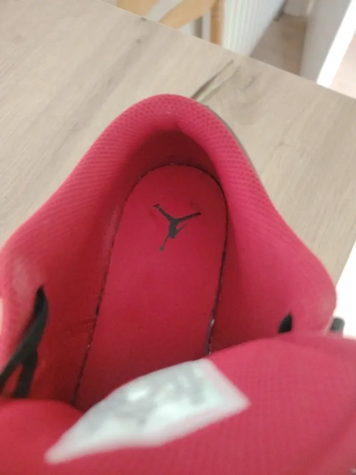 Baskets Nike unisexe pointure 38.5 - photo numéro 9