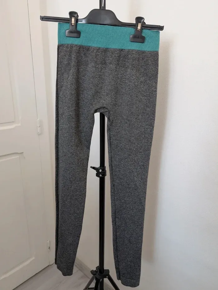Legging sport T.S/M - photo numéro 4