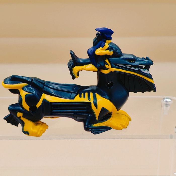 Jouet mcdo dragon booster - photo numéro 3