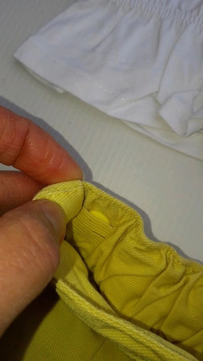 Lot de 4 articles T 2 ans - photo numéro 9