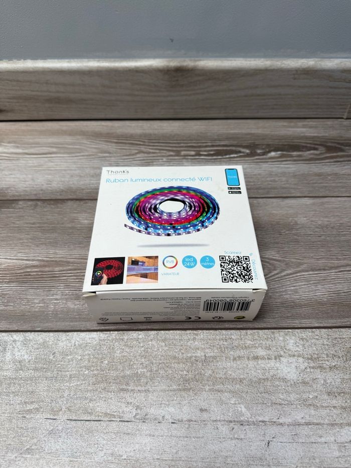 Ruban lumineux wifi.