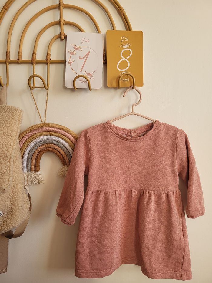 🌷Robe  rose et dorée fille 18 mois kiabi