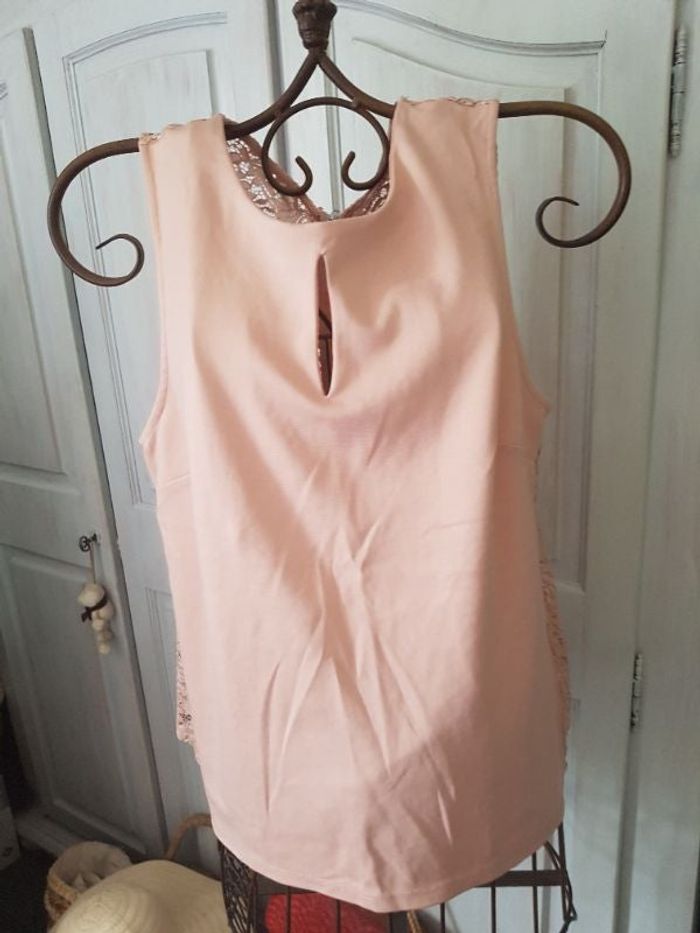 Tunique beige dentelles. Camaïeu. 40/42. L 60 cm