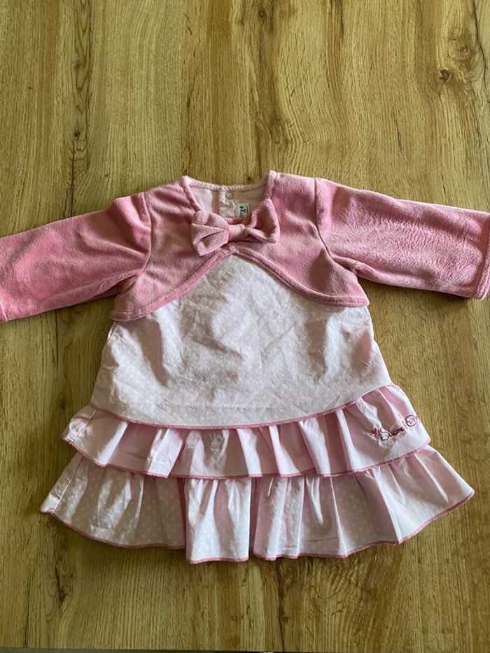 Superbe robe rose à volants manches longues sucre d orge 6 mois