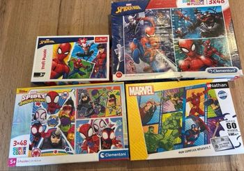 Lot puzzle Spiderman