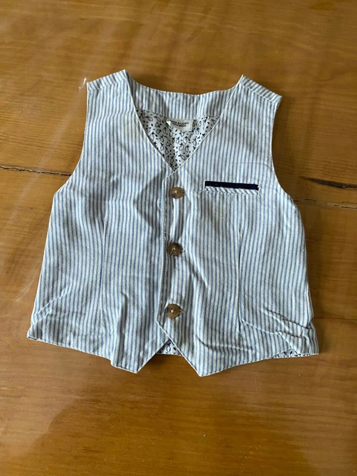 Gilet de garçon de café