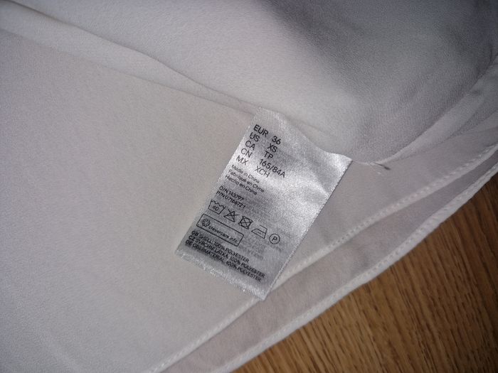 Debardeur H&M taille 36 TBE - photo numéro 3